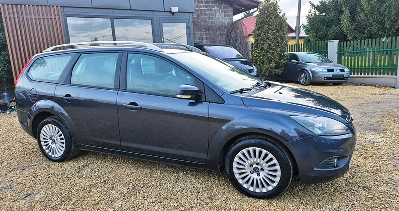 Ford Focus cena 16500 przebieg: 236000, rok produkcji 2009 z Pabianice małe 781